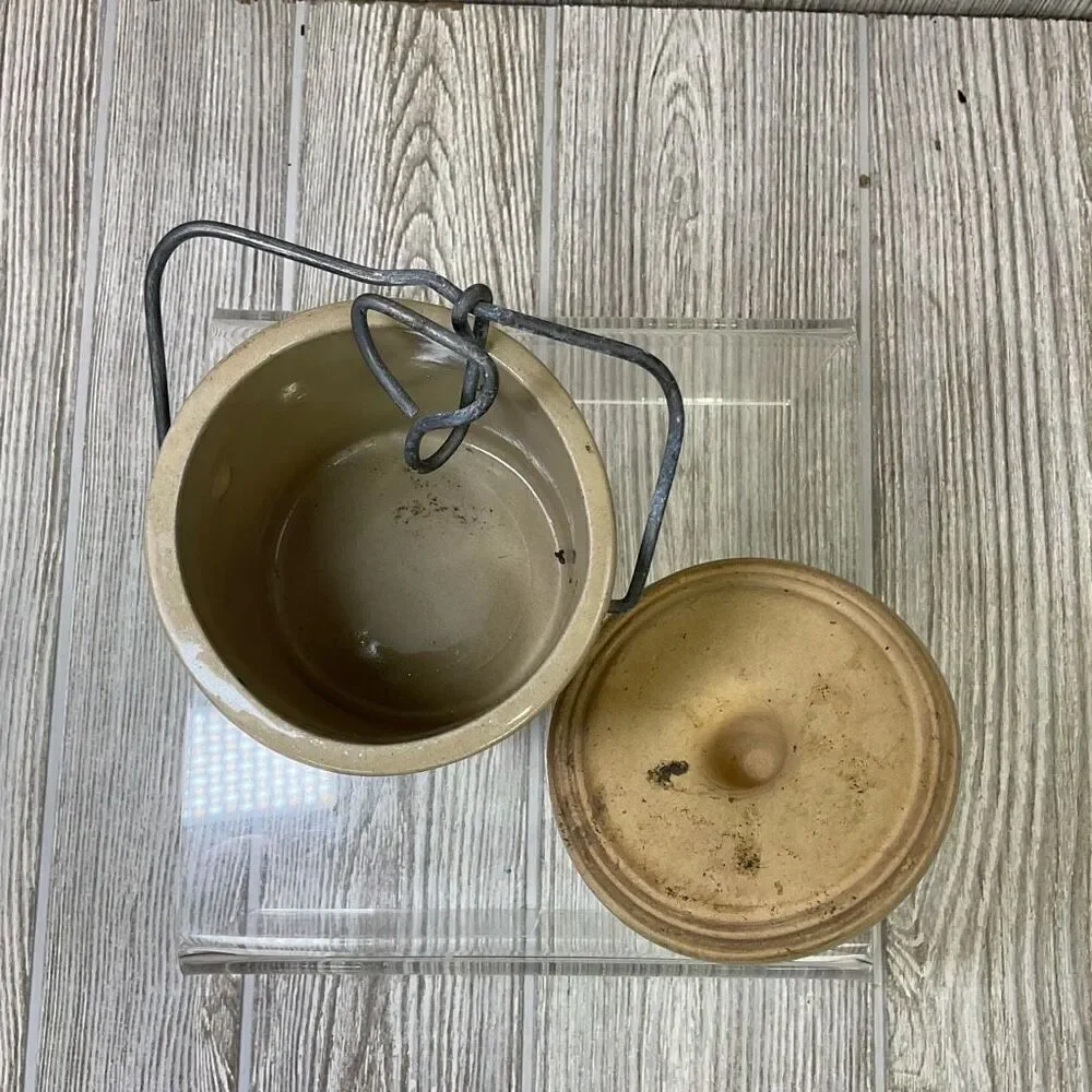 Vintage crock wire